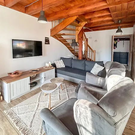 別荘 Ostoja Bukowo 12,2 U Szoltesa Borowy Młyn